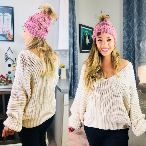 POL Almond Knit Chunky Sweater - Picture 2 of 4